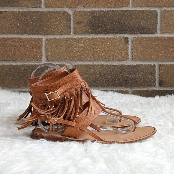 𝅺VALENTINO Garavani Fringe Thong Sandals - Picture 1 of 13